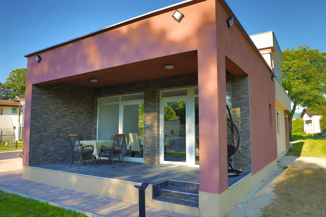 Apartment Vila Tara Bihać Exteriör bild