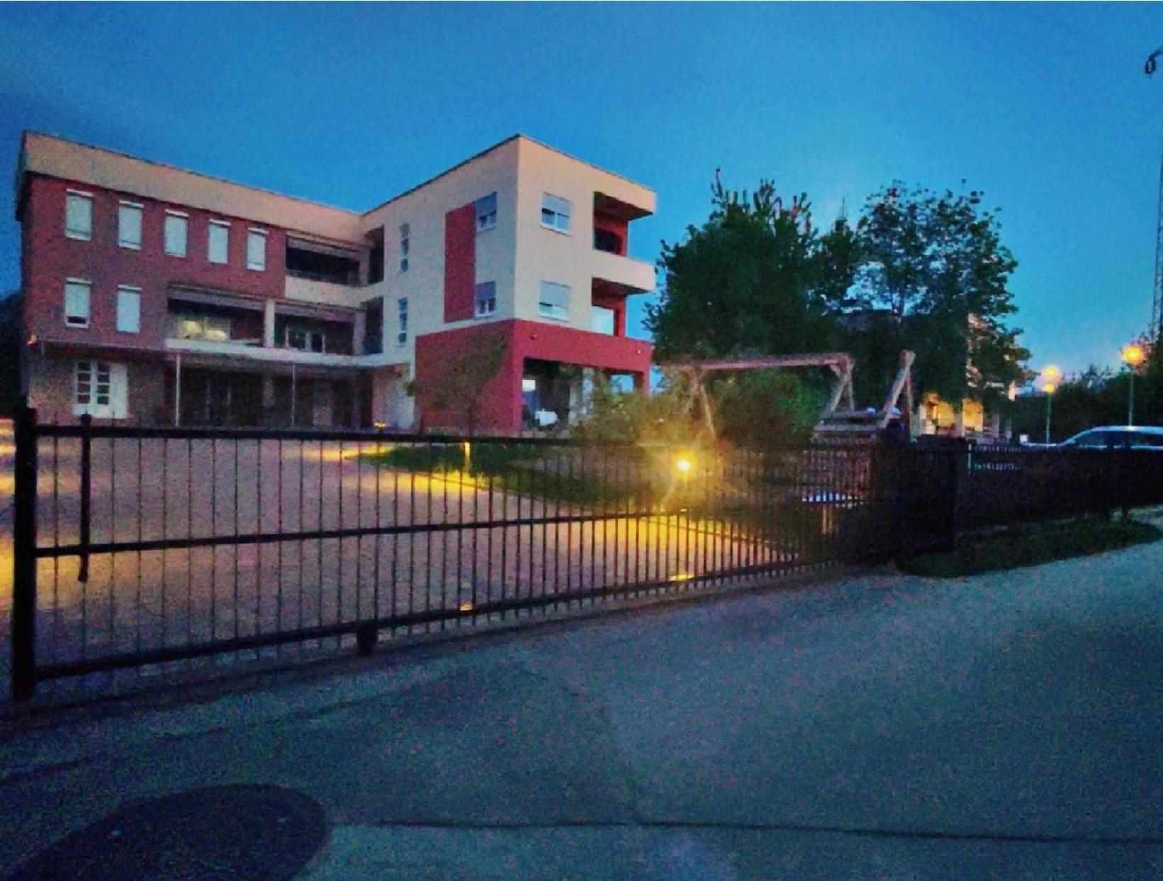 Apartment Vila Tara Bihać Exteriör bild