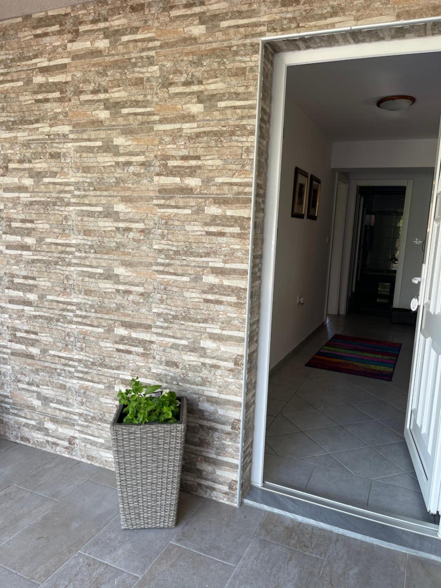 Apartment Vila Tara Bihać Exteriör bild