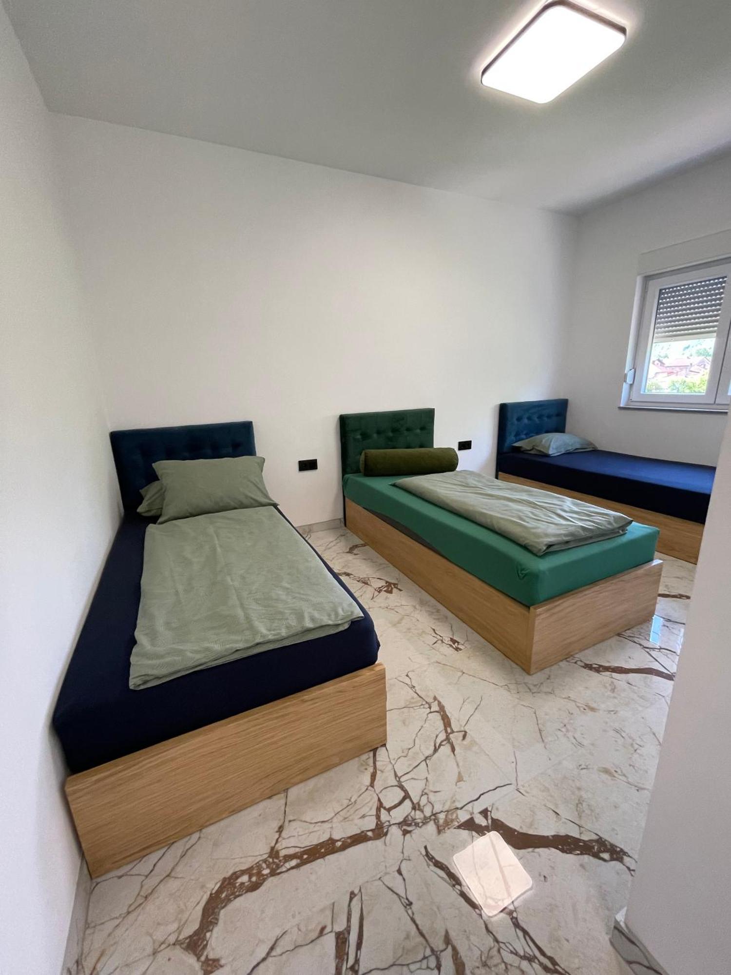 Apartment Vila Tara Bihać Exteriör bild